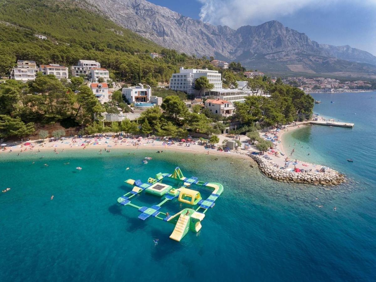 Luxury Seafront Villa Brela Pride With Private Heated Pool At The Beach In Brela - Baska Voda Exteriör bild
