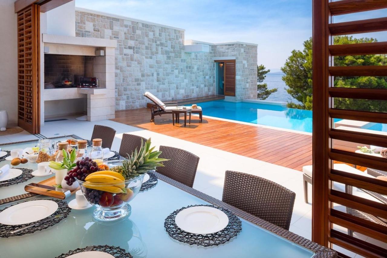 Luxury Seafront Villa Brela Pride With Private Heated Pool At The Beach In Brela - Baska Voda Exteriör bild