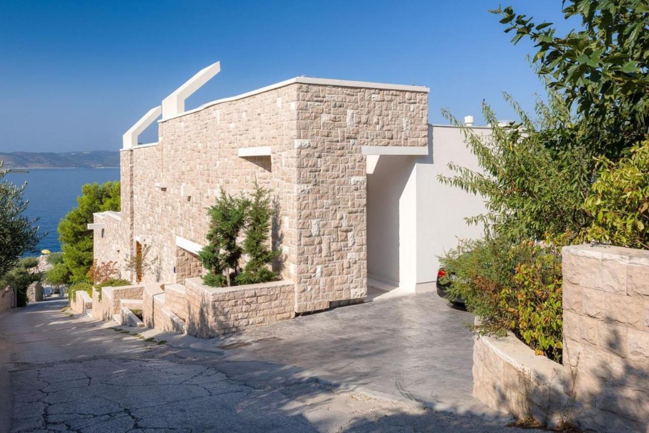 Luxury Seafront Villa Brela Pride With Private Heated Pool At The Beach In Brela - Baska Voda Exteriör bild